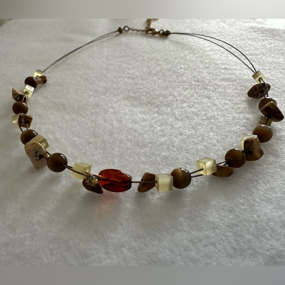 Lia Sophia N09 Butterscotch style beaded wire necklace